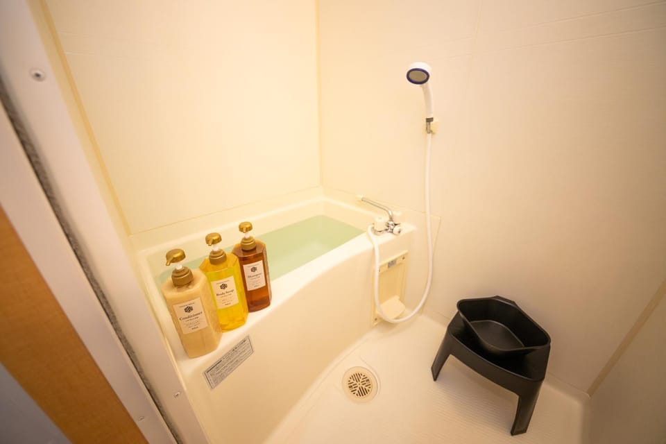 Bathroom, Bath
