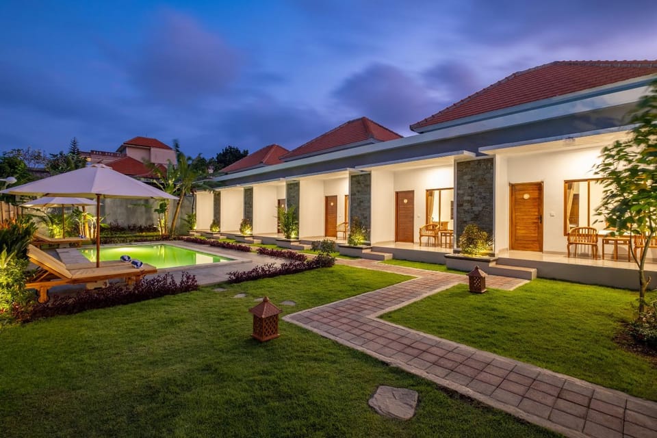 Property building, Swimming pool