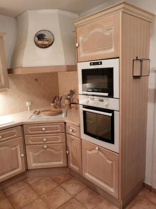 Appartement génial en centre ville avec parking Apartment in Cavalaire-sur-Mer