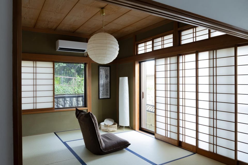 Living room, Decorative detail, Decorative detail, Seating area, Bedroom, air conditioner