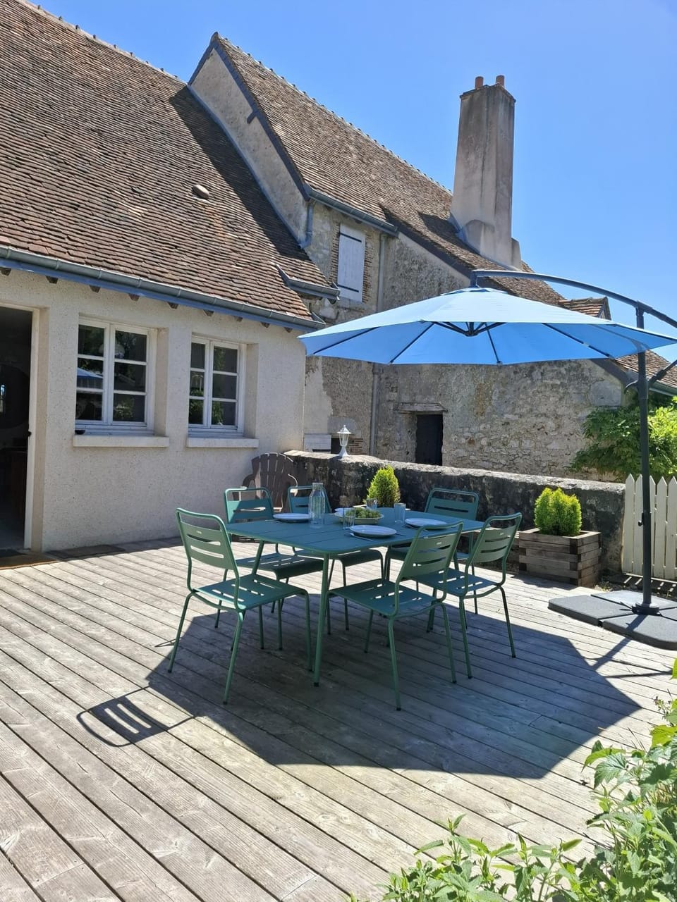 Patio, Dining area