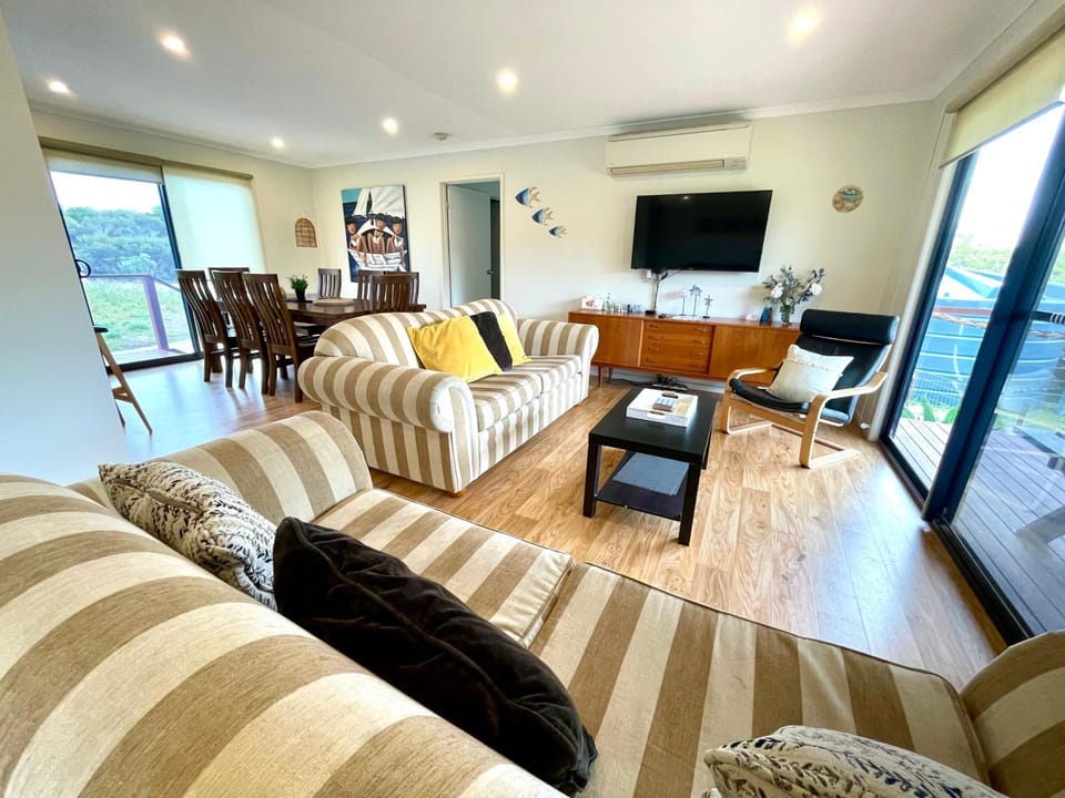 Just Beachy House in South Australia