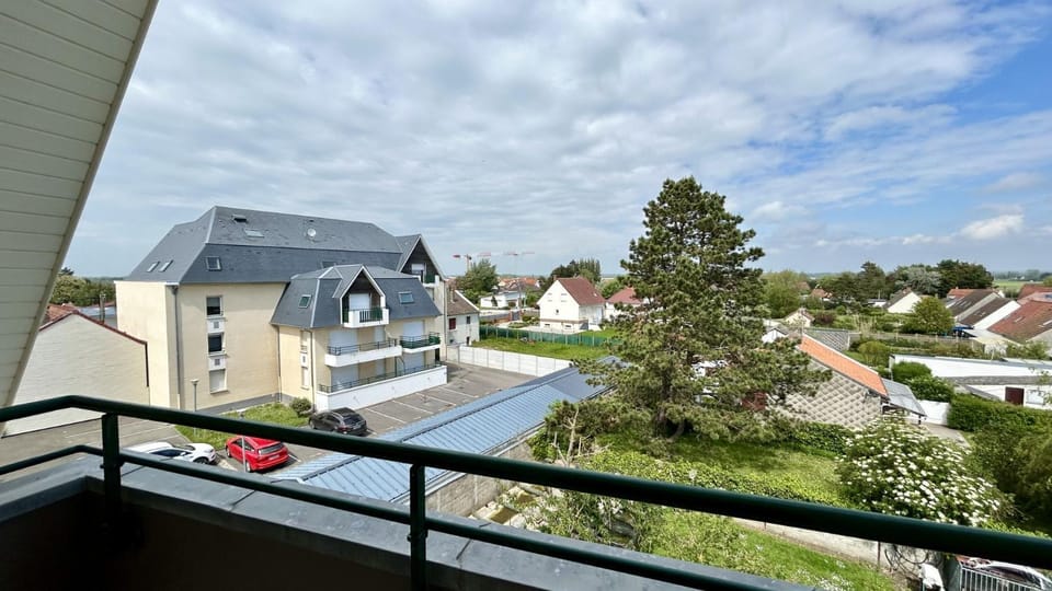 Property building, View (from property/room), Balcony/Terrace