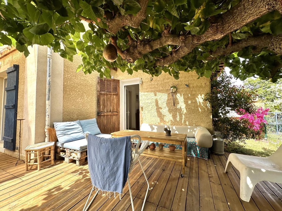 Le Cocon, Appartement pour 2 personnes à 5 minutes de la plage de l'Almanarre à Hyères Apartment in Hyères
