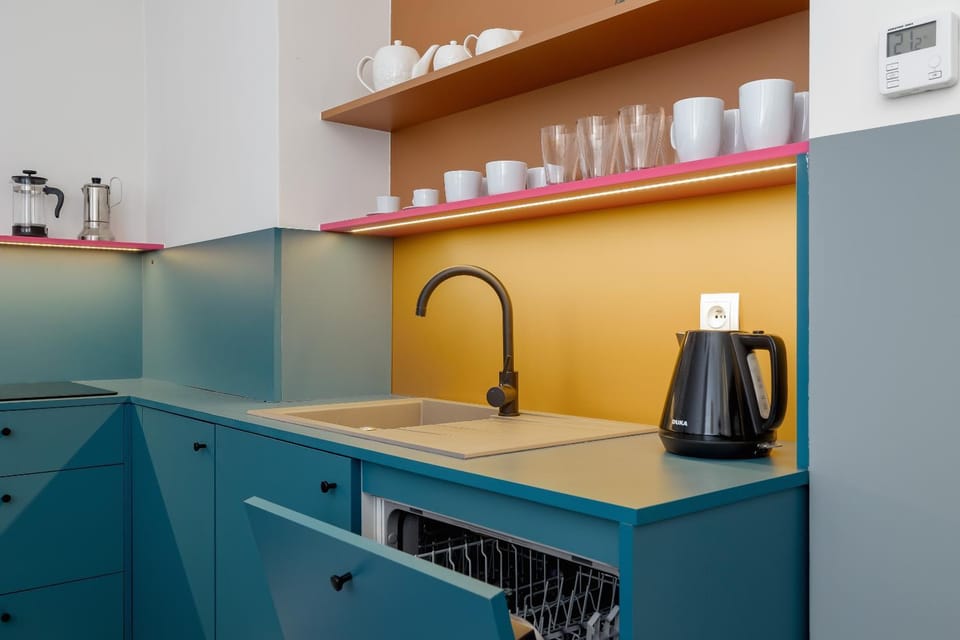 Kitchen or kitchenette