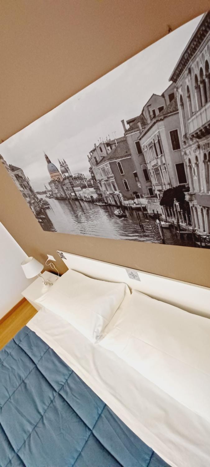 Bed, Decorative detail, Bedroom