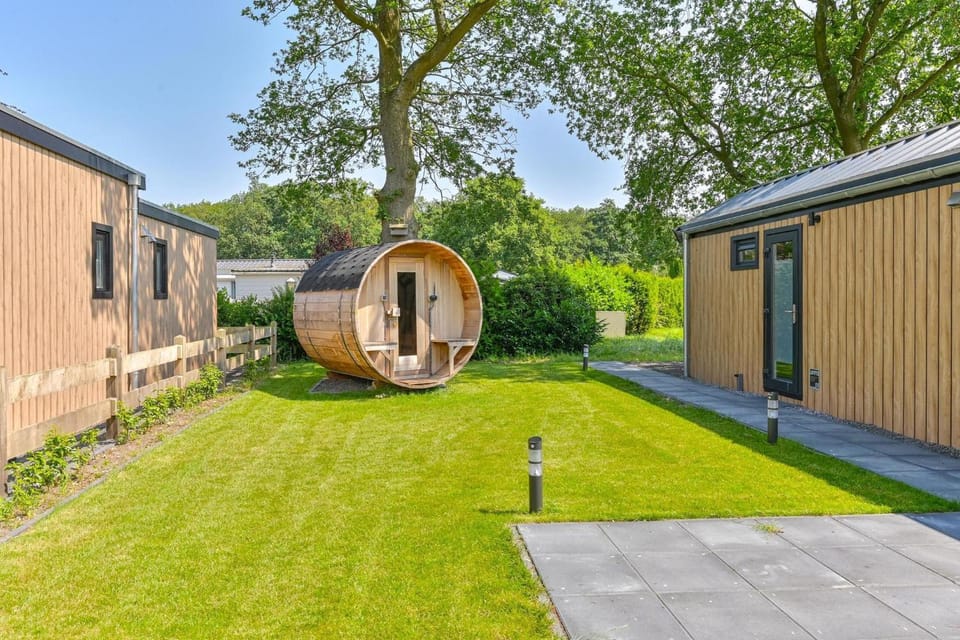 Luxe Lodge voor 4 personen met Sauna House in Drenthe (province)