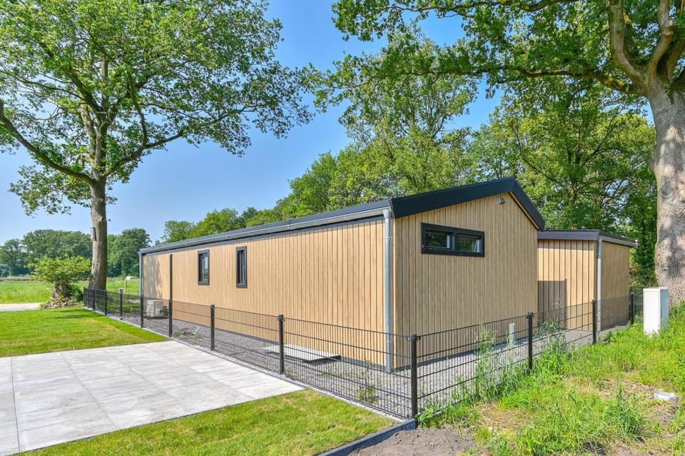 Luxe Lodge voor 4 personen - Rolstoel-toegankelijk House in Drenthe (province)