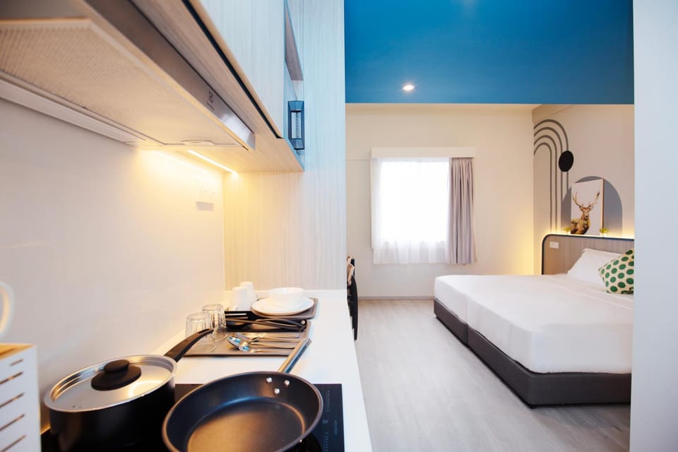 Kitchen or kitchenette