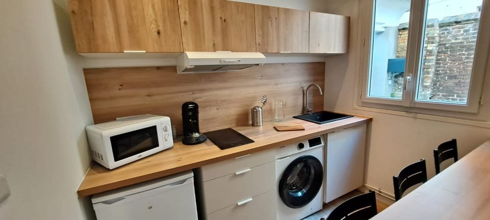 Le Nid Secret avec Parking privé gratuit à 5 min à pied de la plage Apartment in Le Havre