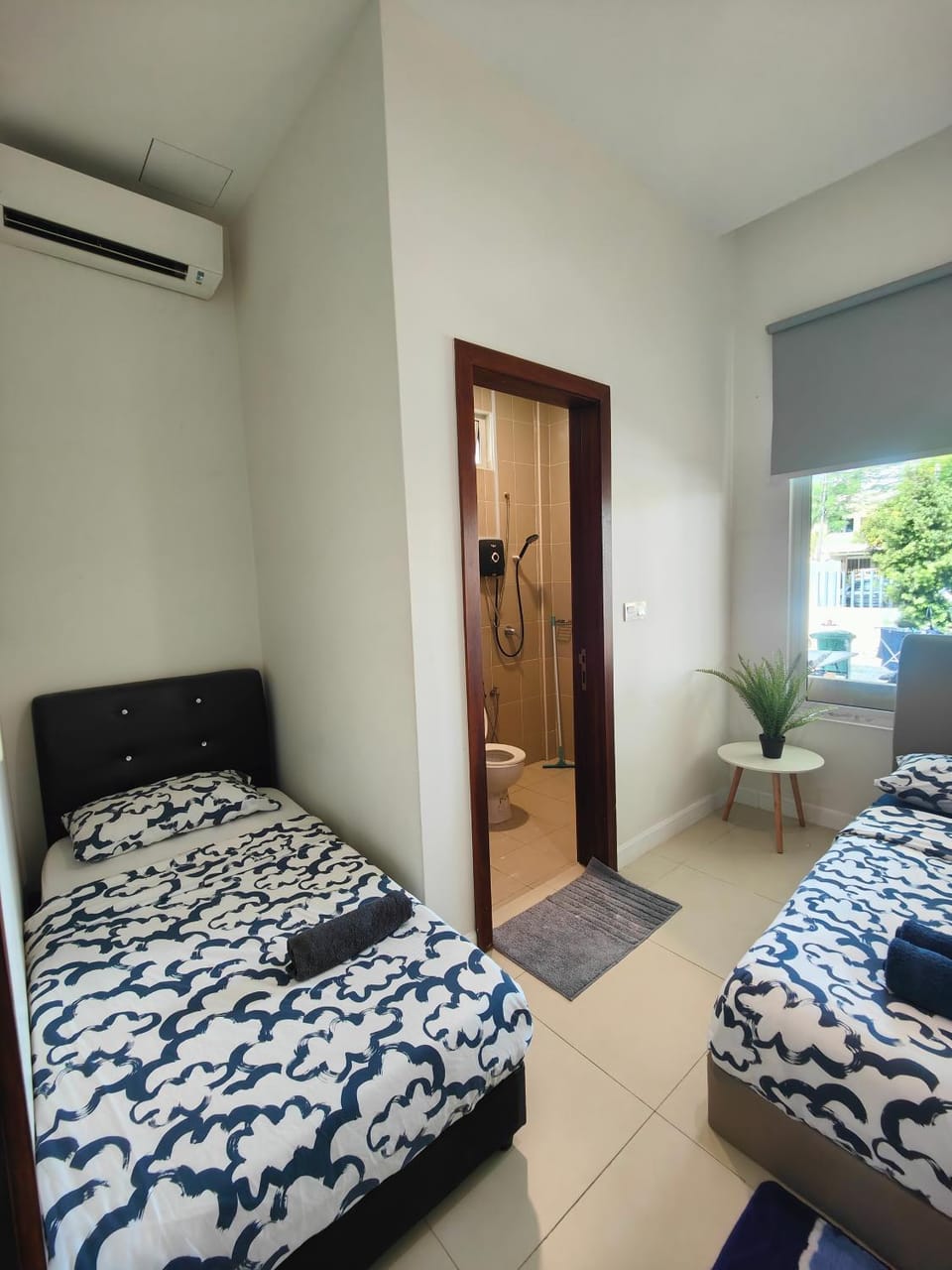 Bed, Photo of the whole room