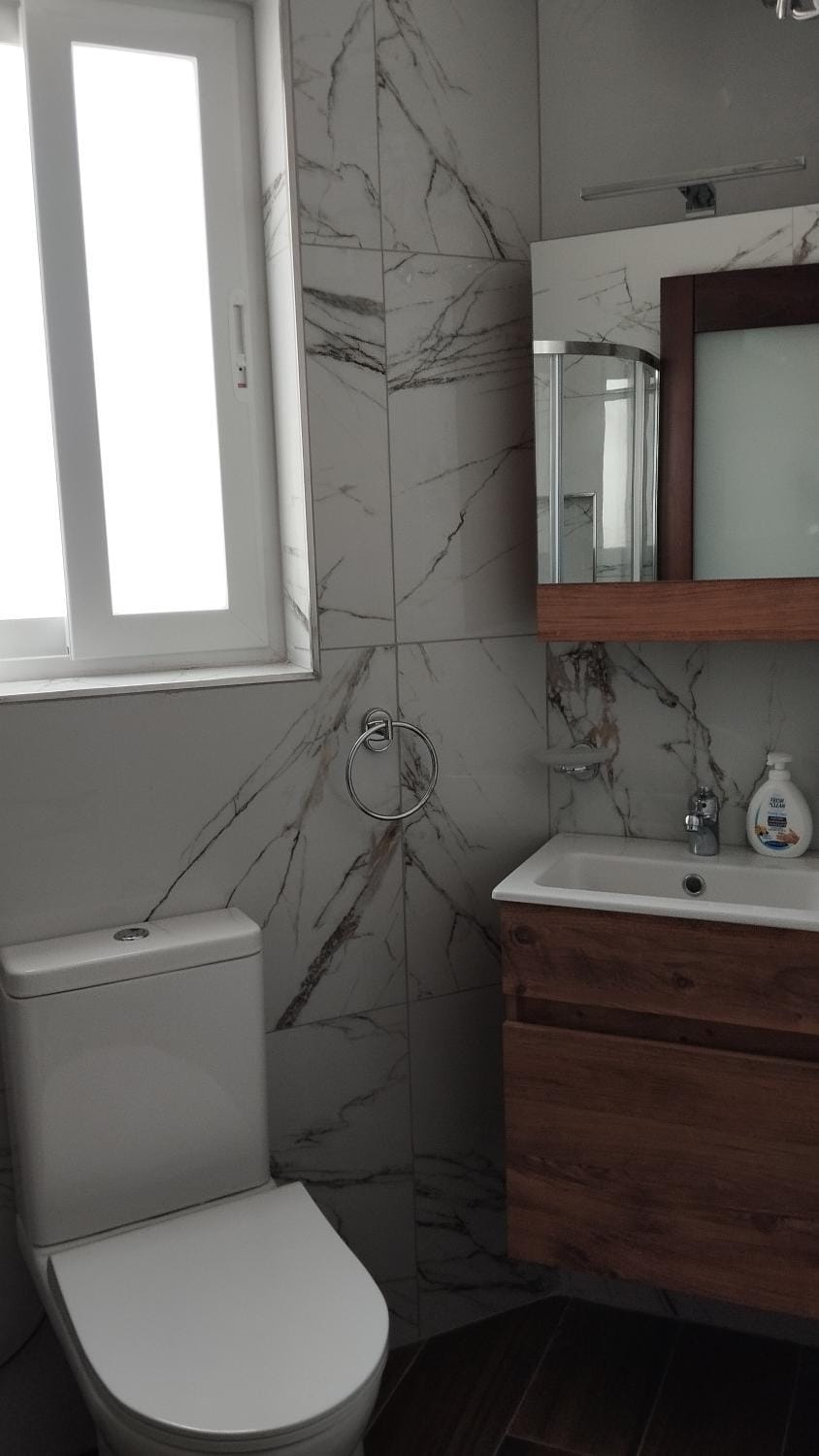 Toilet, Bathroom