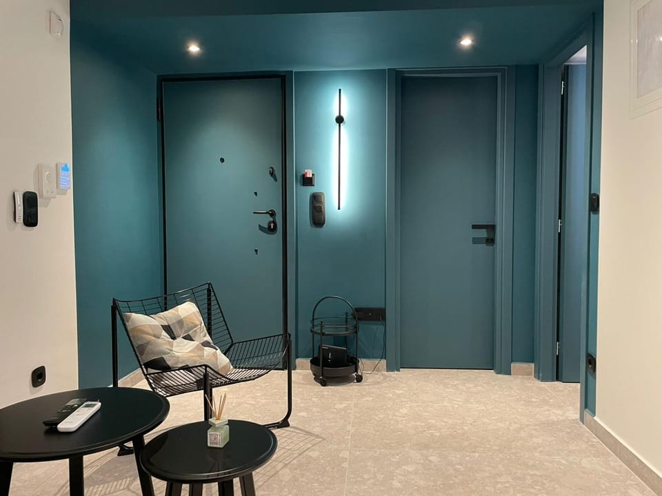 Glyf Seaview Penthouse by Taurus Apartment in South Athens