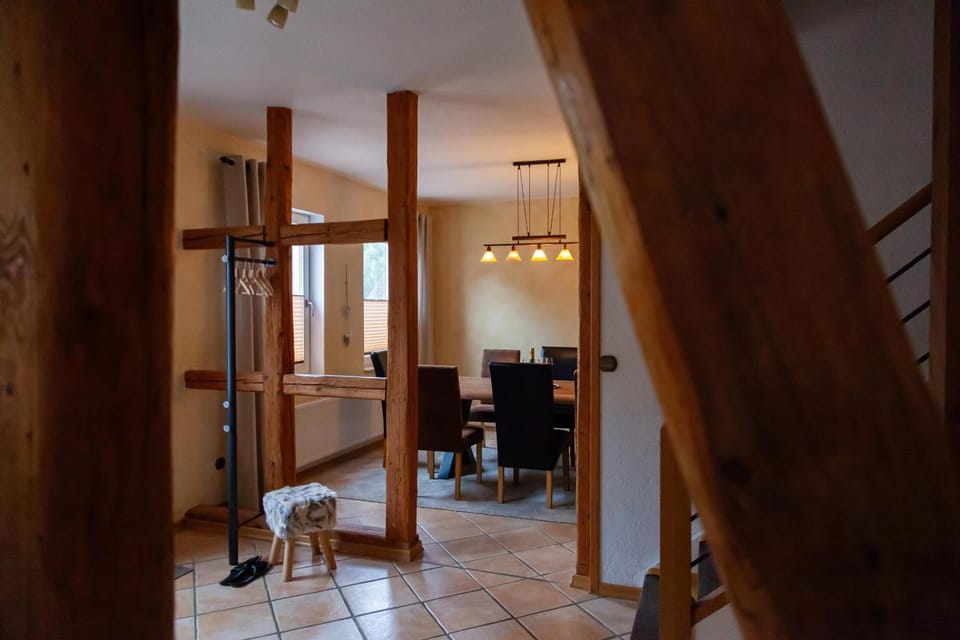 Photo of the whole room, Dining area