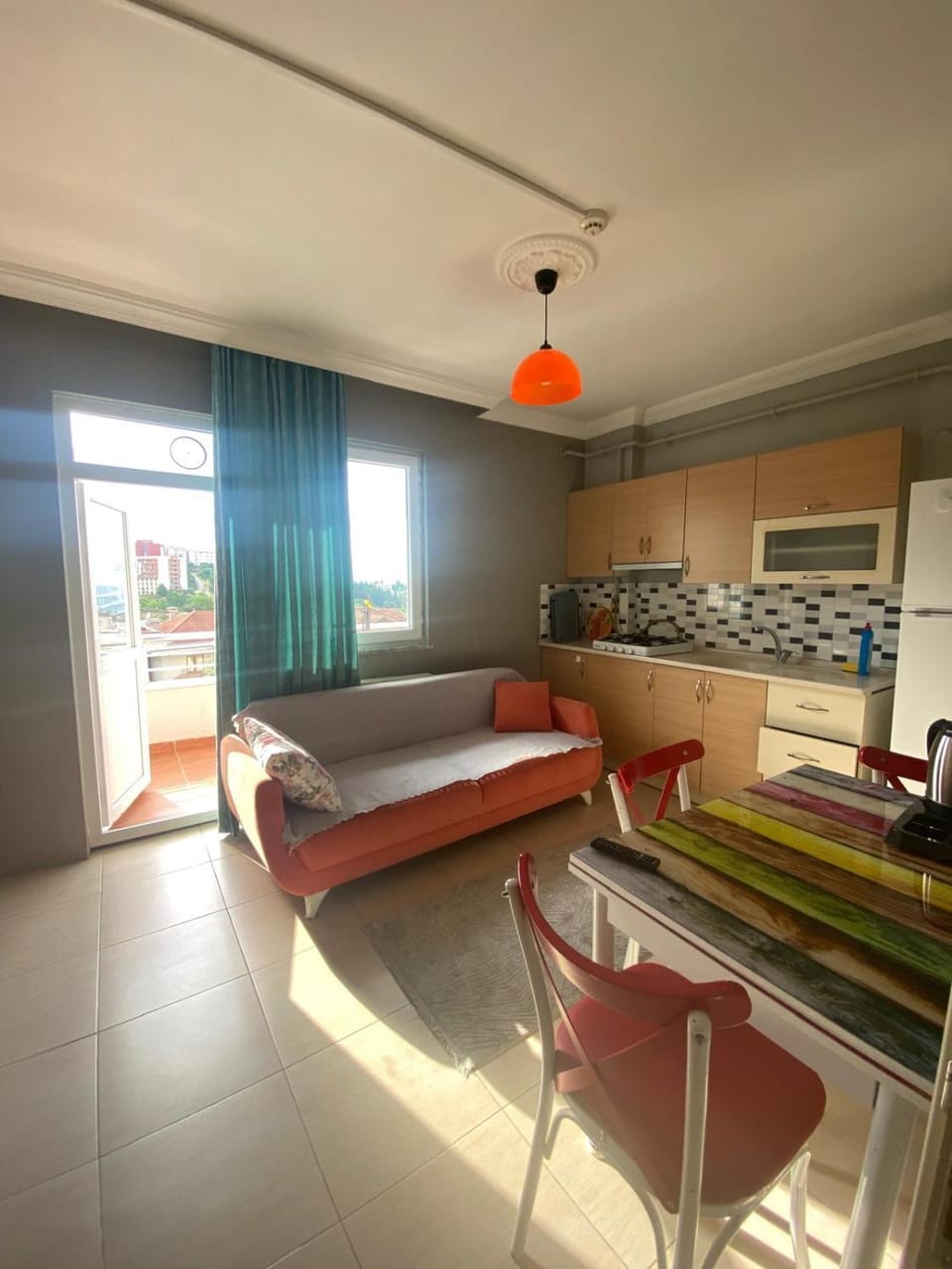 Kitchen or kitchenette, Seating area