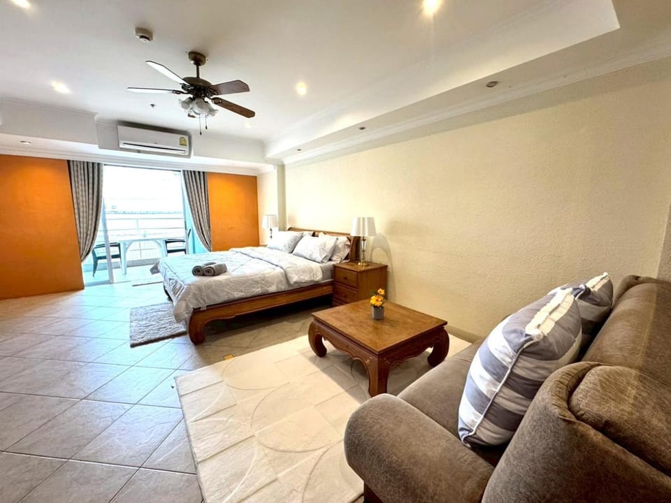 View Talay 6 Close to Central Beach Apartment in Pattaya City