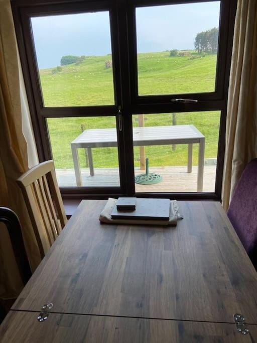 View (from property/room), Balcony/Terrace, Dining area