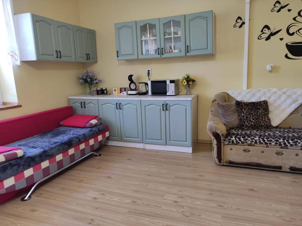 Apartamenty Pod Wiaduktem Apartment in Lower Silesian Voivodeship