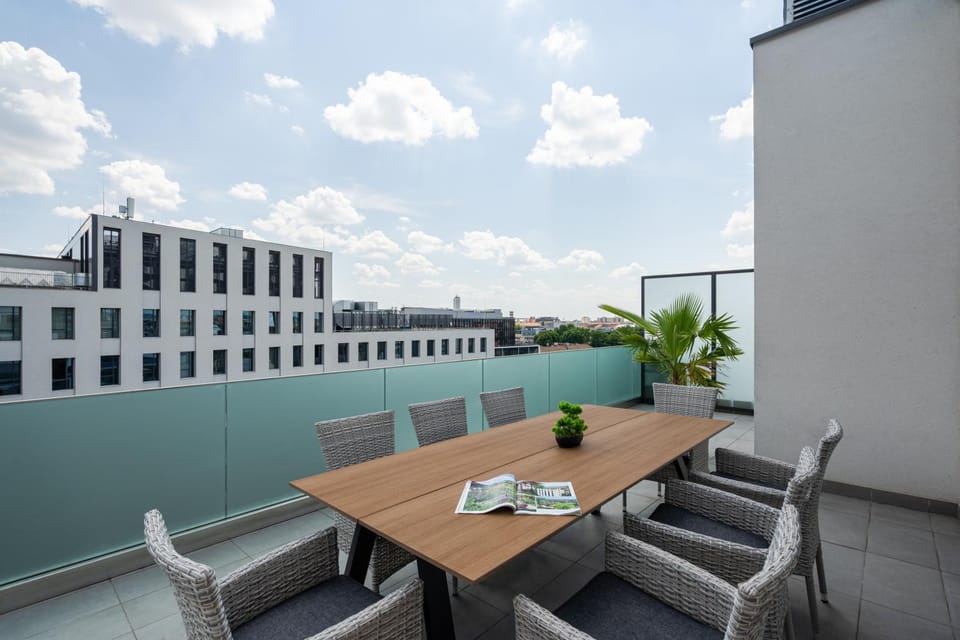 Patio, Balcony/Terrace