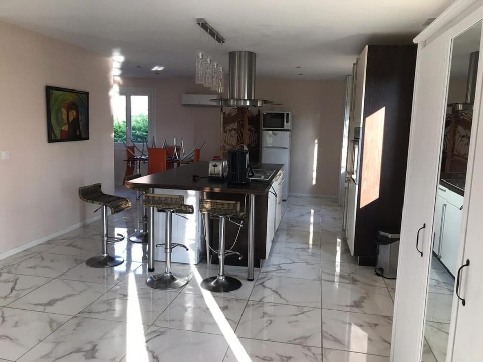 Villa shamina piscine sauna 3 bedrooms Villa in Benerville-sur-Mer