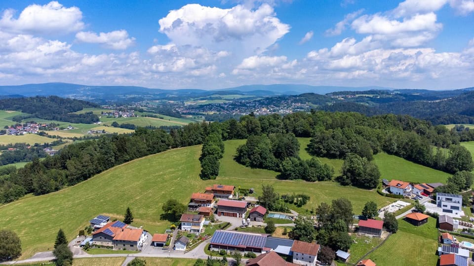 Property building, Neighbourhood, Natural landscape, Bird's eye view, Mountain view
