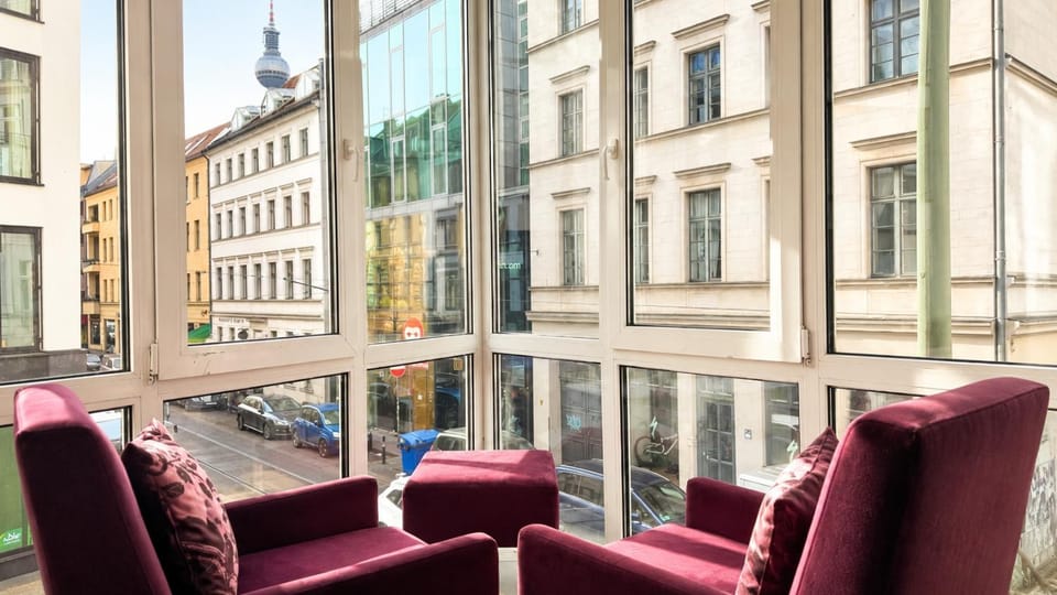 View (from property/room), View (from property/room), Seating area, VIP