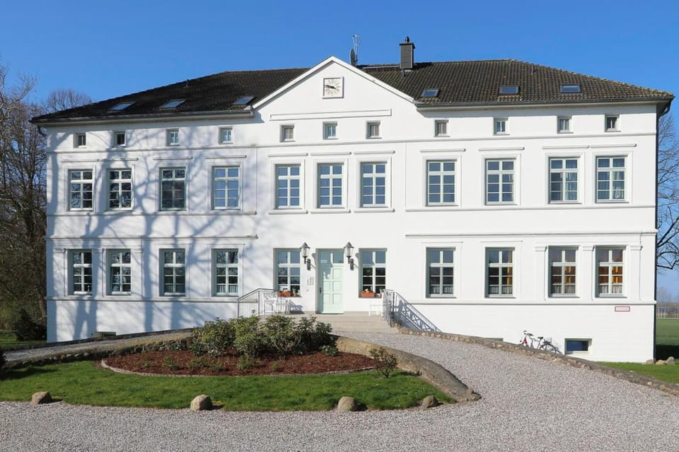 Herrenhaus Blengow App.1 Apartment in Rerik