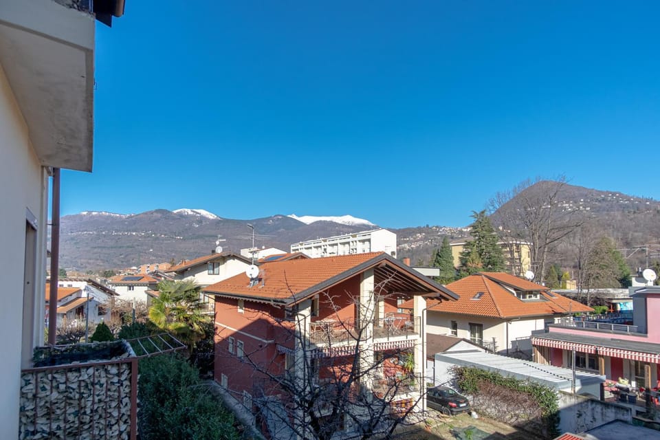 City view, Mountain view