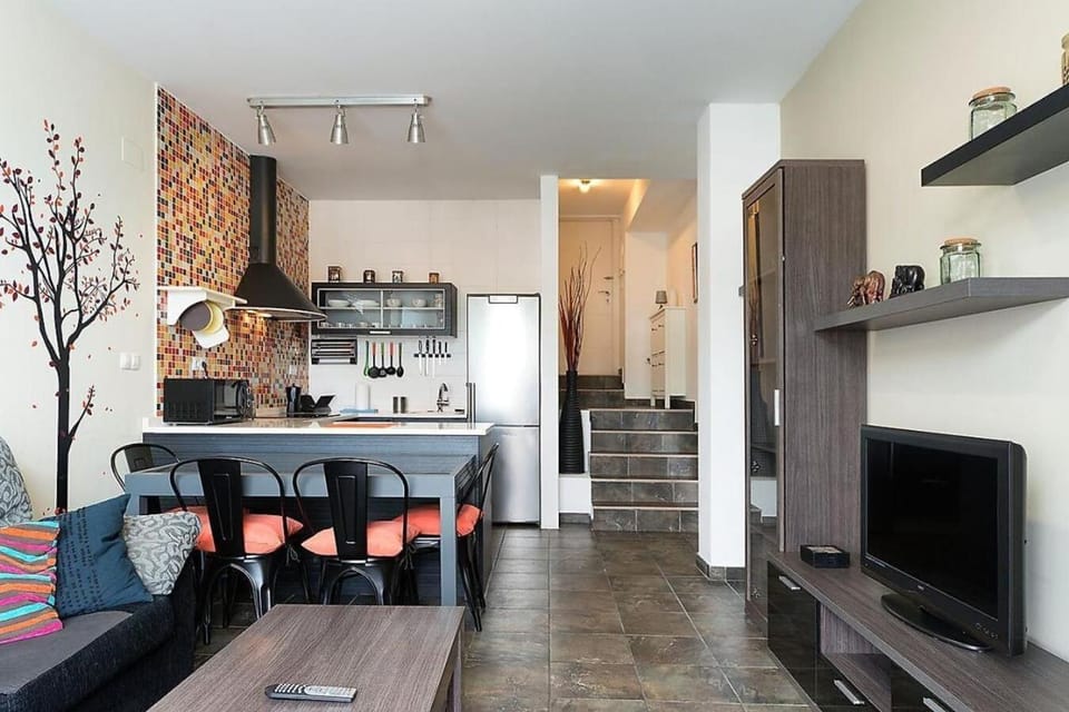 Communal lounge/ TV room, Living room