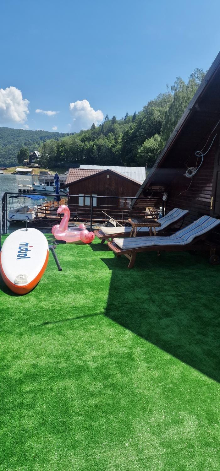 Lake view, Mountain view, sunbed