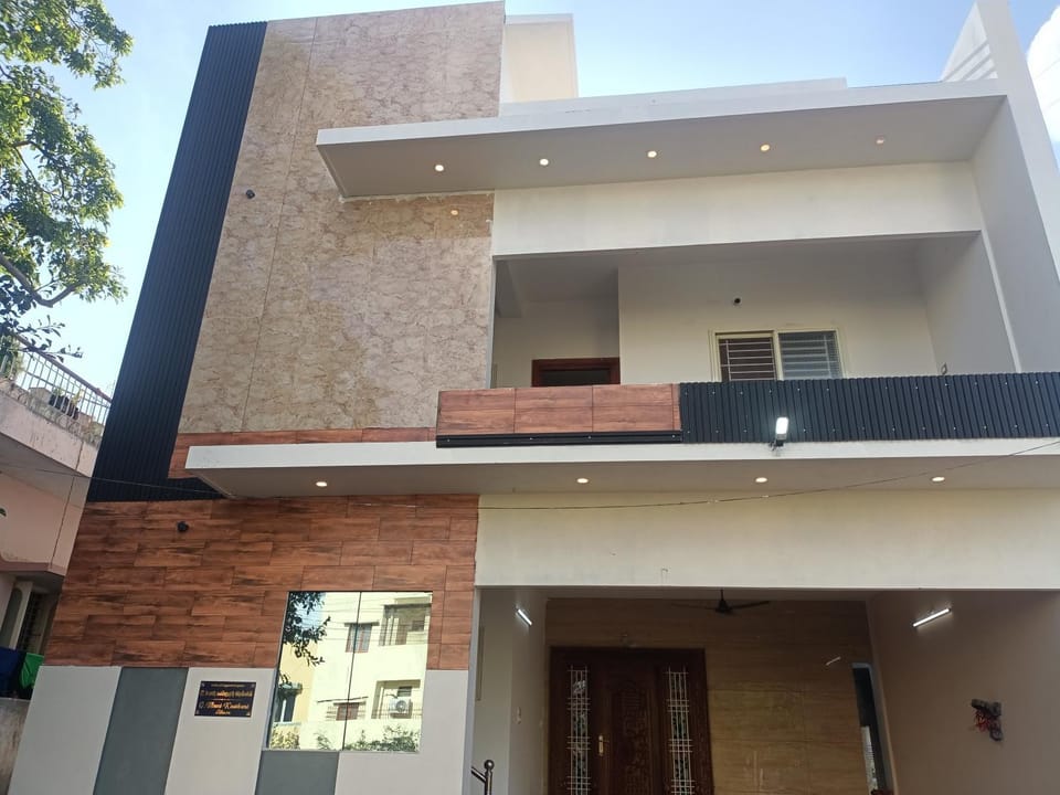 Mani Kasthuri Illam Apartment in Tamil Nadu