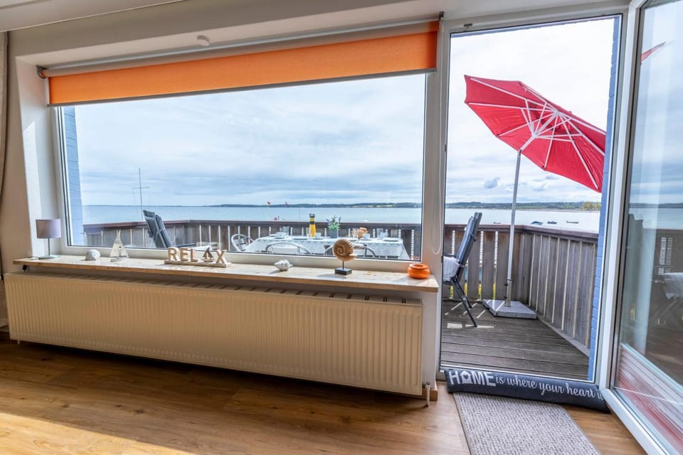 Luv und Lee - Über dem Meer Apartment in Hohwacht