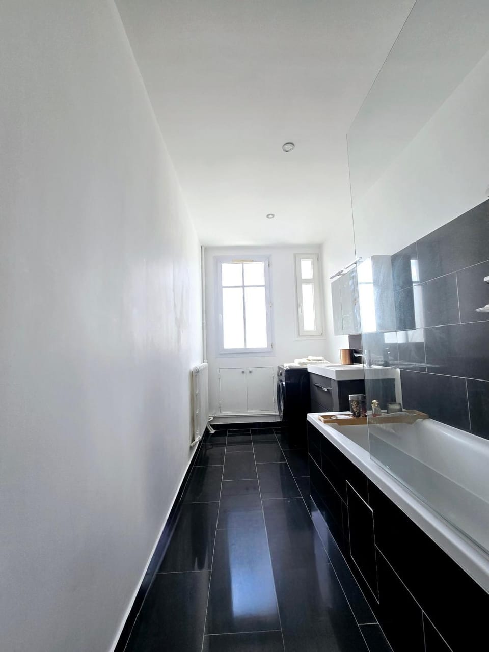 Shower, Bathroom, Bath, hair dryier, storage