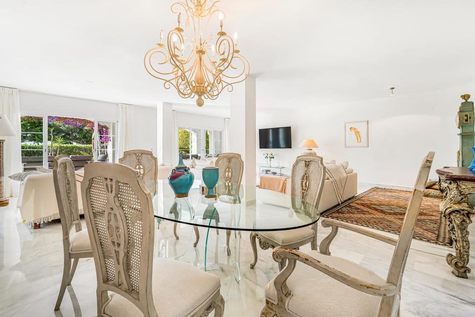 Las Adelfas beach San Pedro Apartment in San Pedro de Alcántara