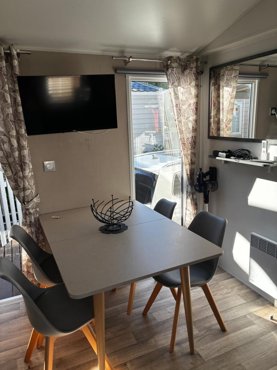 Mobil home spacieux 6-8 pers, camping 4 étoiles, la Carabasse Campground/ 
RV Resort in Vias
