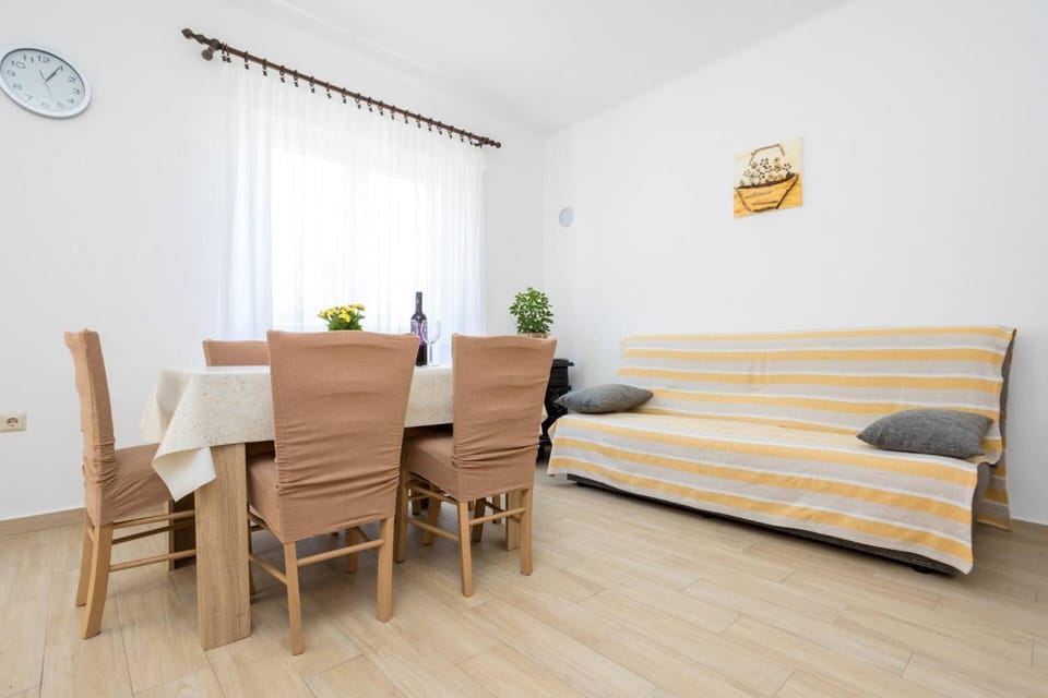 Apartment Andjelko G Apartment in Primorje-Gorski Kotar County