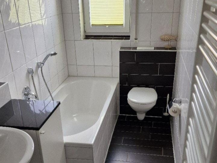 Toilet, Bathroom, Bath