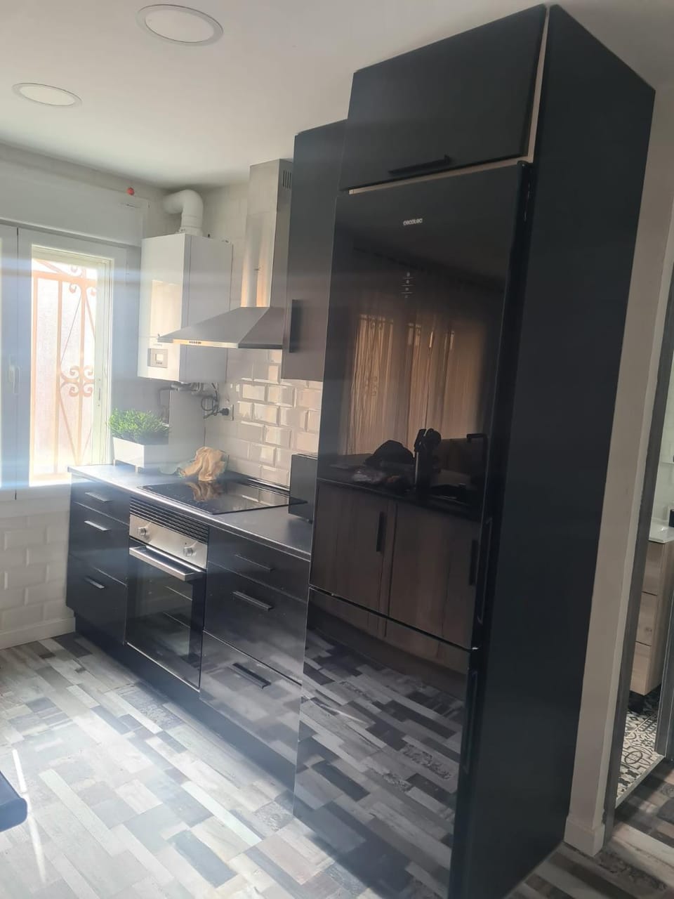 Kitchen or kitchenette, oven, stove