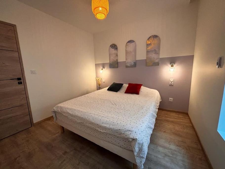 L'Écrin Stéphanois - Appartement Premium avec Climatisation - 2 Chambres - 4 Personnes - Centre-ville Apartment in Saint-Étienne