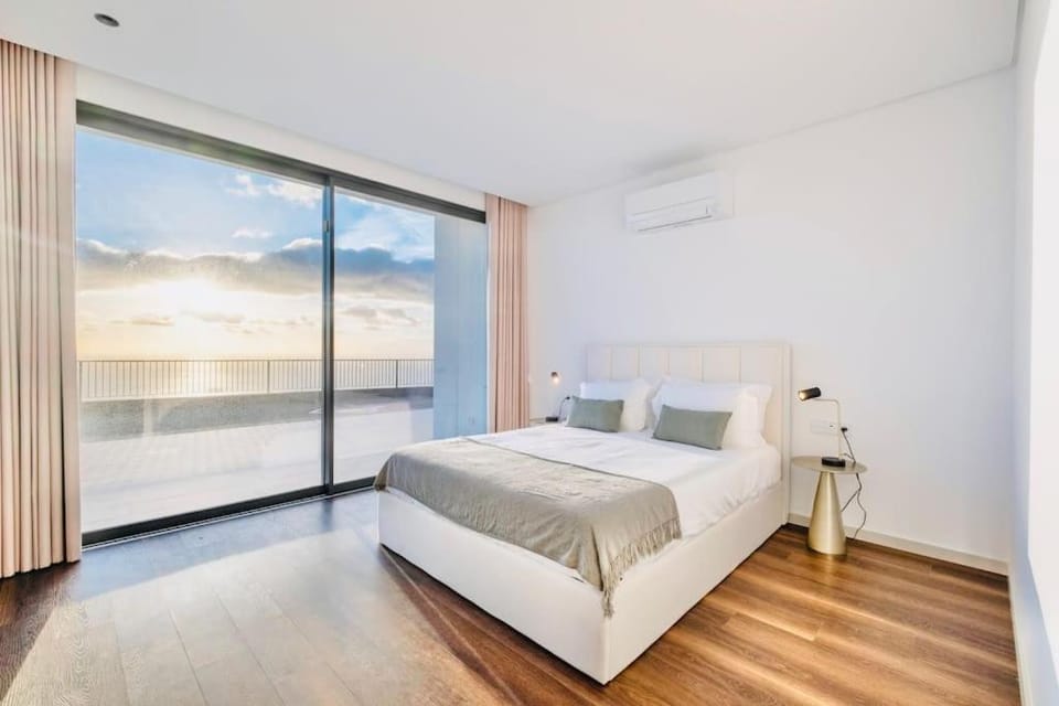 Vila Cales e Chadas by Your Madeira Rentals House in Madeira District