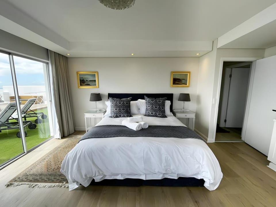Bed, View (from property/room), Bedroom, wardrobe