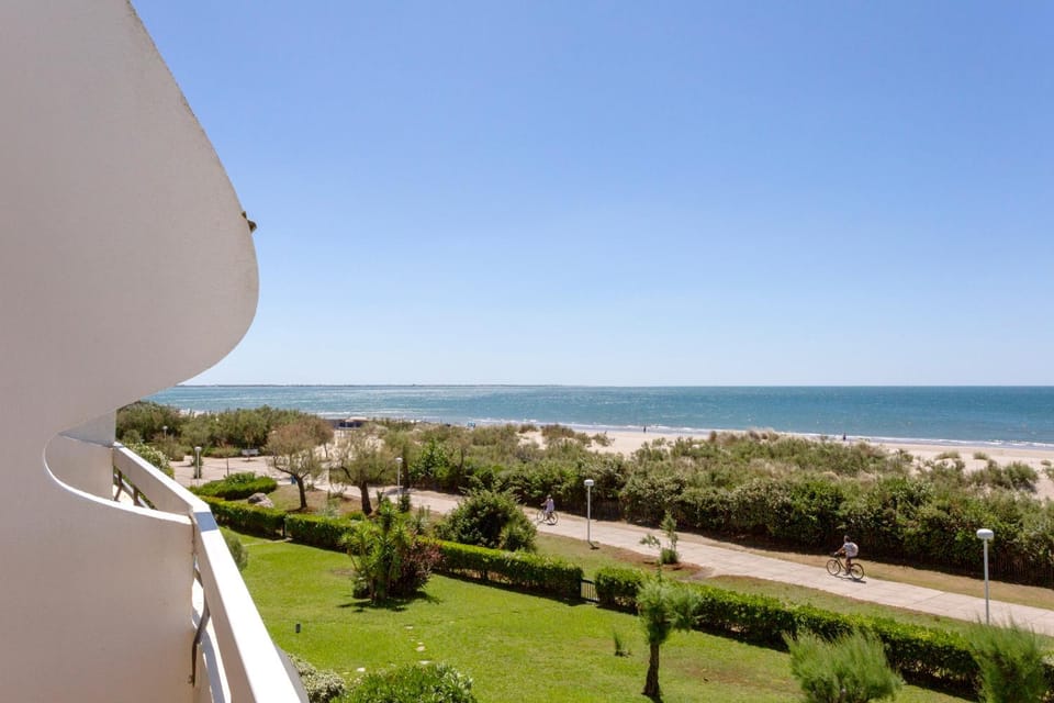 Chez Fabienne - Superbe appartement avec vue sur la mer et parking Apartment in La Grande-Motte