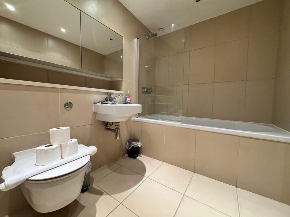 Book near Power Battersea Apartment in London