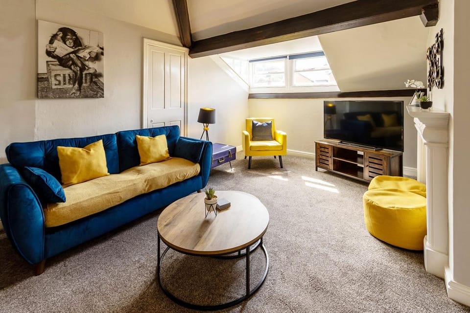 The Penthouse Queen Margaret's Lodge Apartment in Scarborough