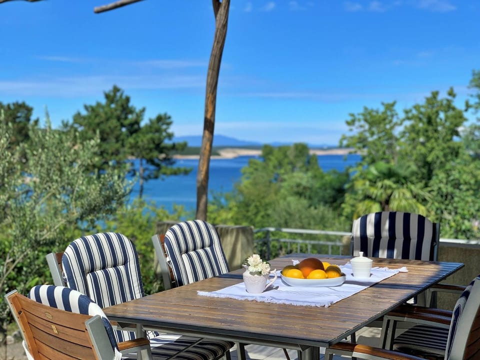 Apartments Savic Bed and Breakfast in Primorje-Gorski Kotar County
