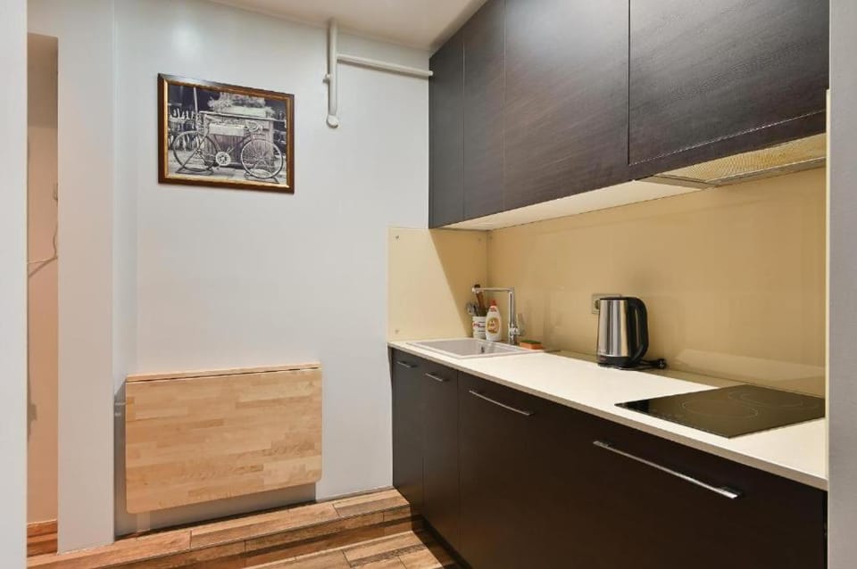 Modern apartment with free parking Apartment in Riga