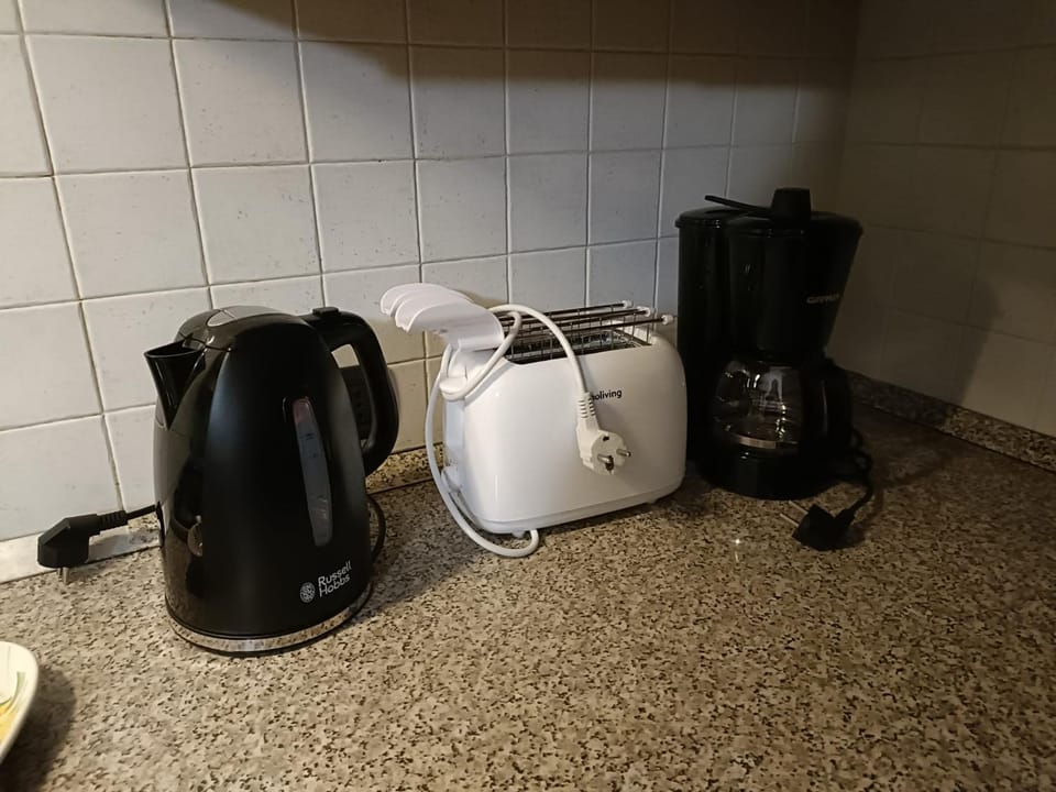 Coffee/tea facilities