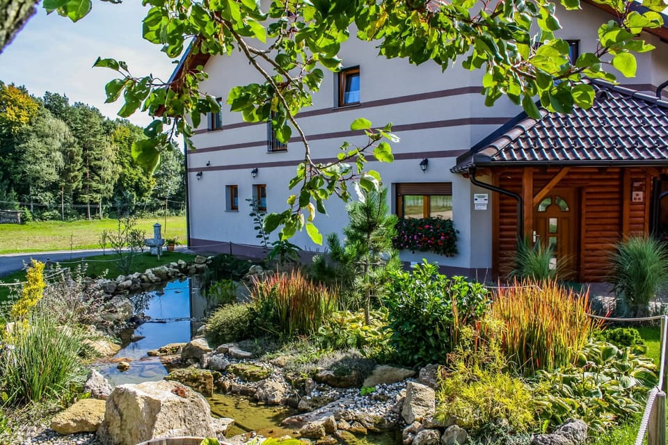 Property building, Natural landscape, Garden, Garden view