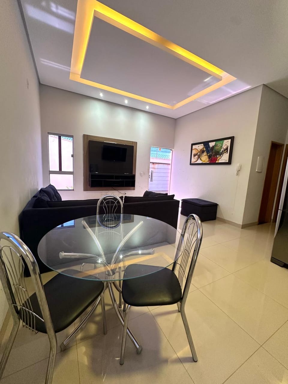 Communal lounge/ TV room, TV and multimedia, Living room, Seating area, Dining area, Evening entertainment