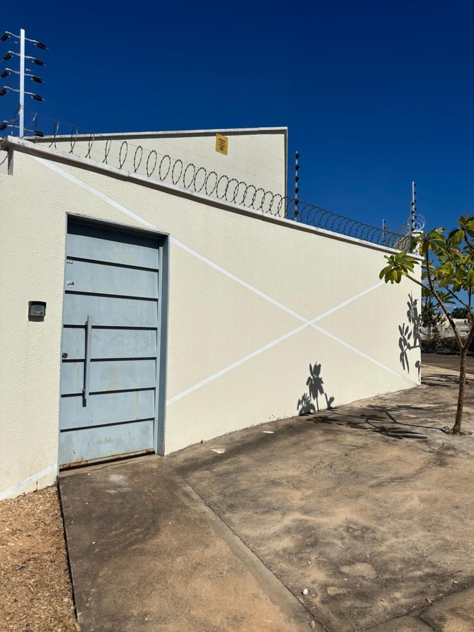 Property building, Day